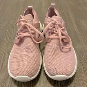 Light pink sneaker